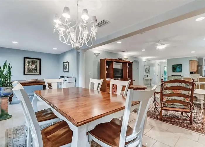 Fairway Oaks 3323